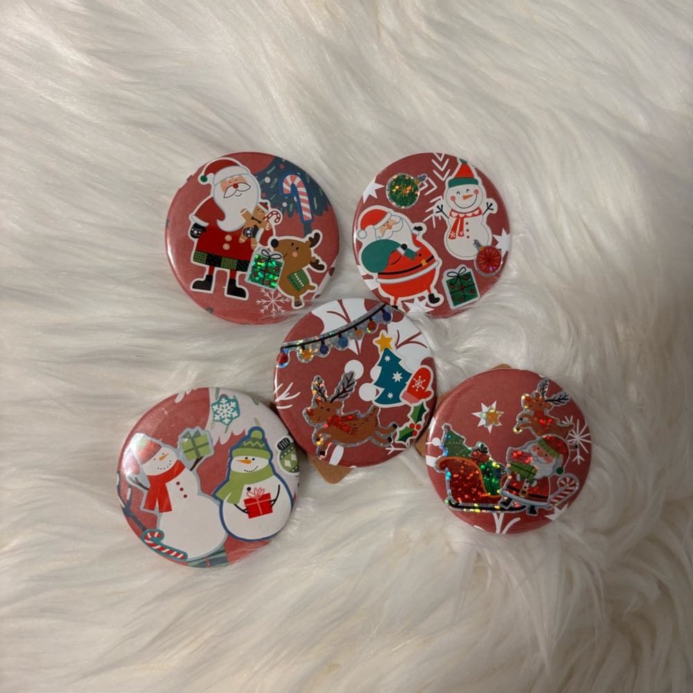 Festive Holiday Button Set